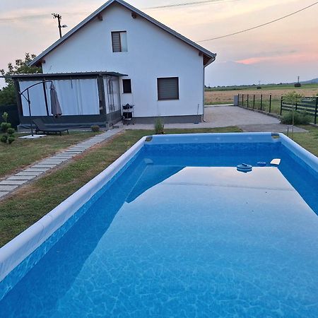 Kuca Za Odmor Domus Alba Βίλα Branjin Vrh Εξωτερικό φωτογραφία