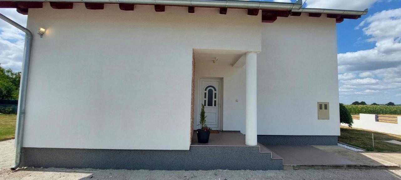 Kuca Za Odmor Domus Alba Βίλα Branjin Vrh Εξωτερικό φωτογραφία